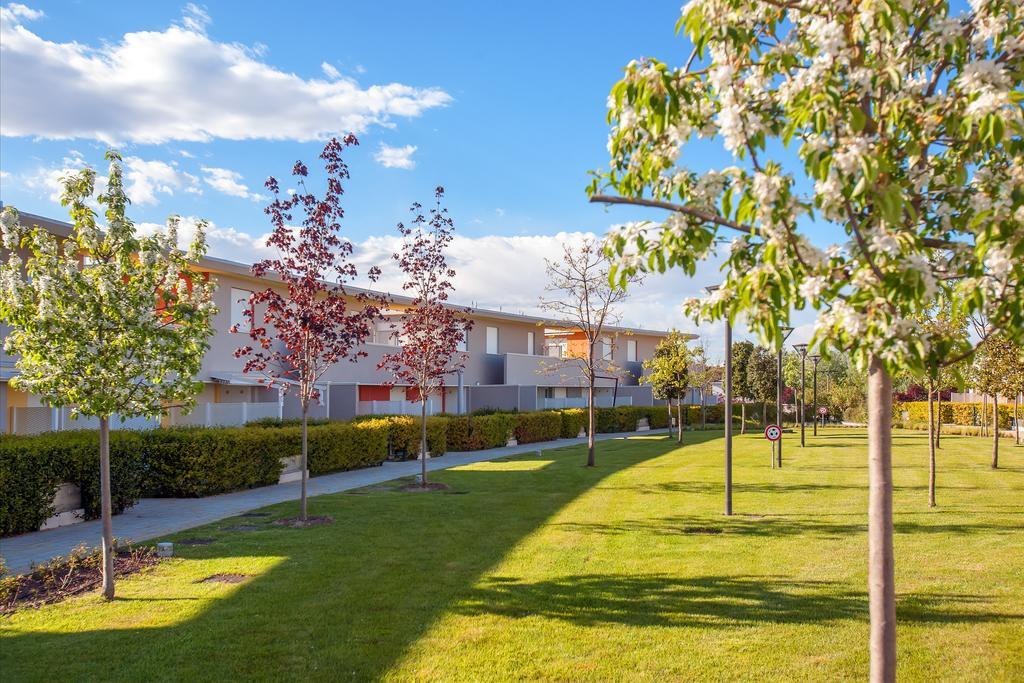 Bosco Dell'Impero Nettuno Apartamento Bibione Exterior foto