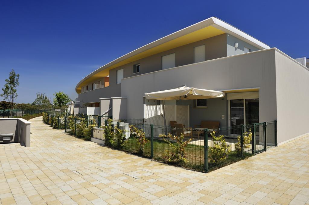 Bosco Dell'Impero Nettuno Apartamento Bibione Exterior foto