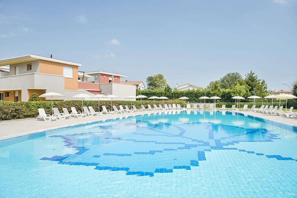 Bosco Dell'Impero Nettuno Apartamento Bibione Exterior foto